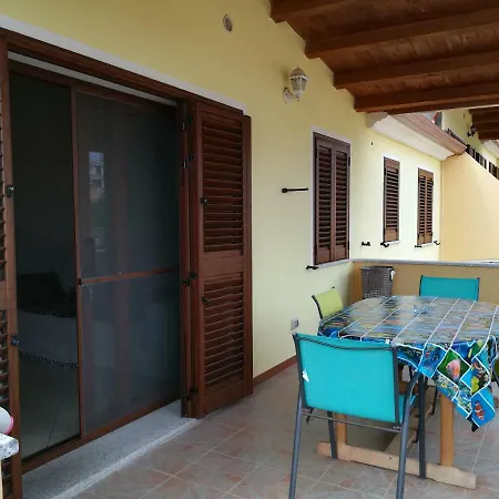 Дом отдыха Vista Mare Ла-Калетта